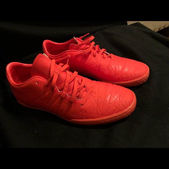 Adidas Hypervenom - Picture 2 of 5